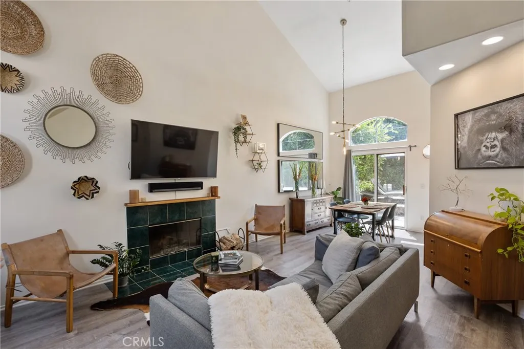 Sylmar, California 91342, United States, 5 Bedrooms Bedrooms, ,3 BathroomsBathrooms,Residential,Active,151247