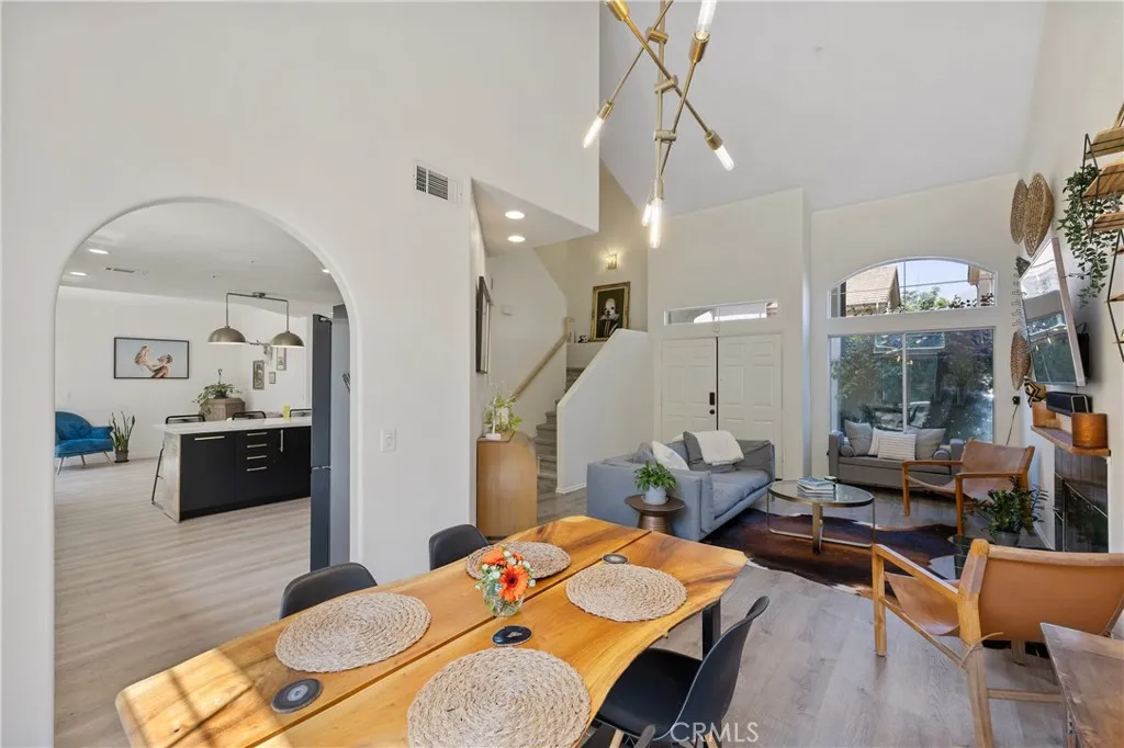 Sylmar, California 91342, United States, 5 Bedrooms Bedrooms, ,3 BathroomsBathrooms,Residential,Active,151247