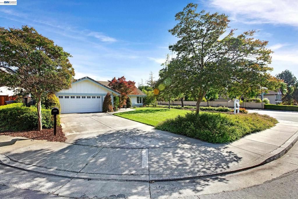Photo of 3404 Ruby Ct Ct, San Jose, CA 95148 (MLS # 41132296)