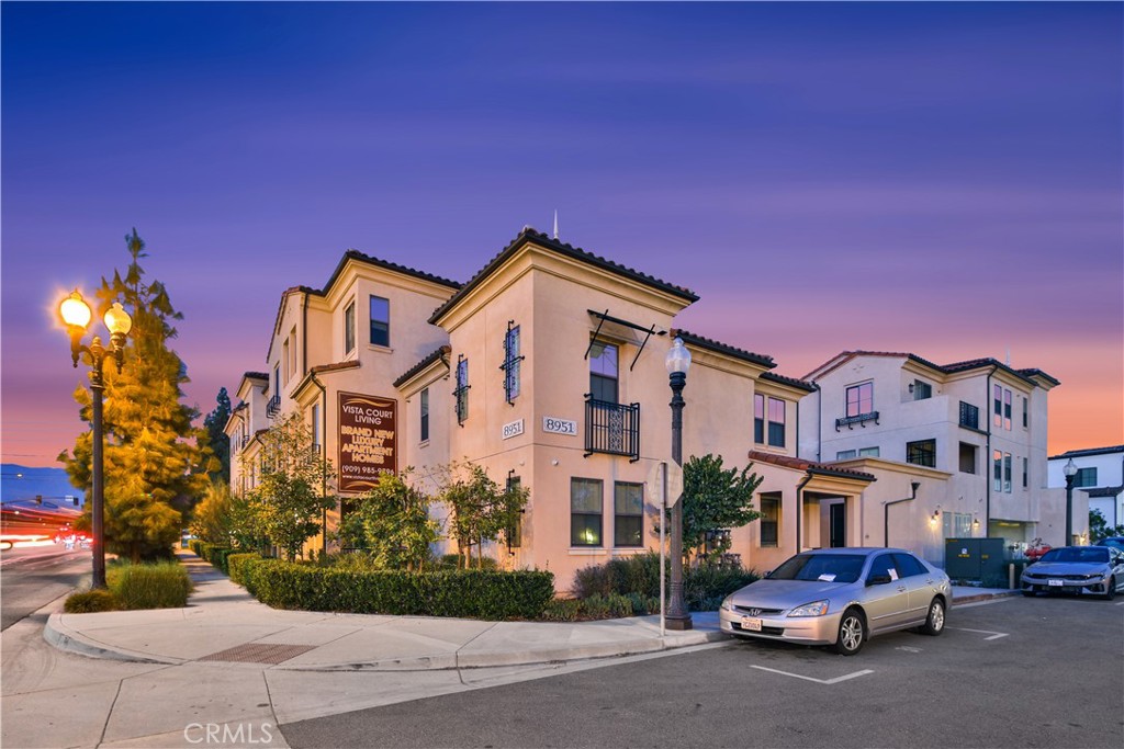 8951 Monte Vista Ave