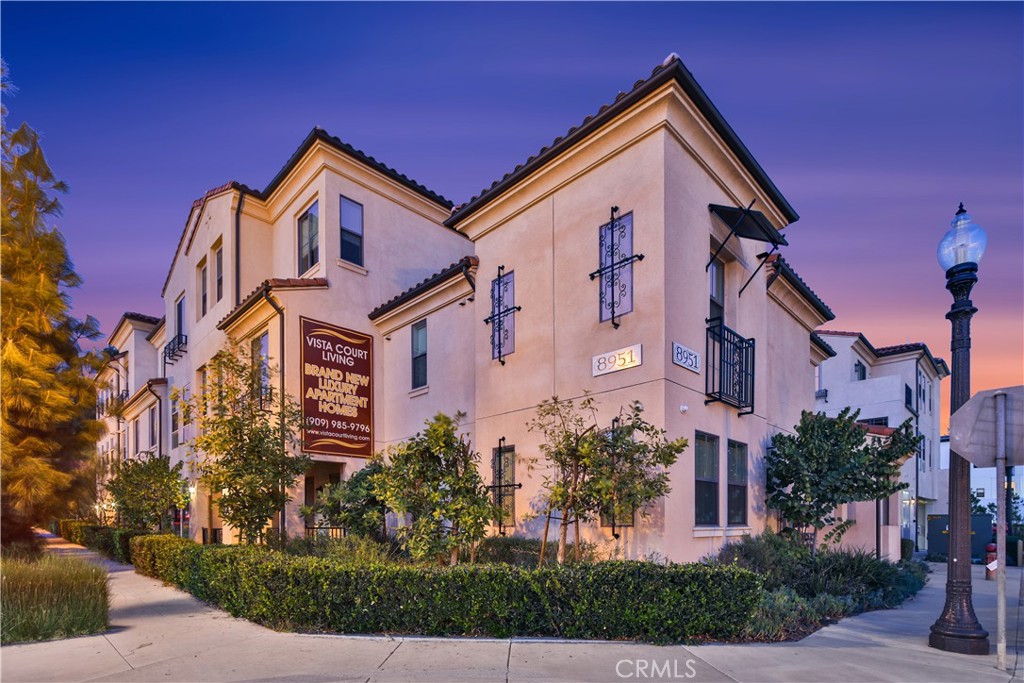 8951 Monte Vista Ave