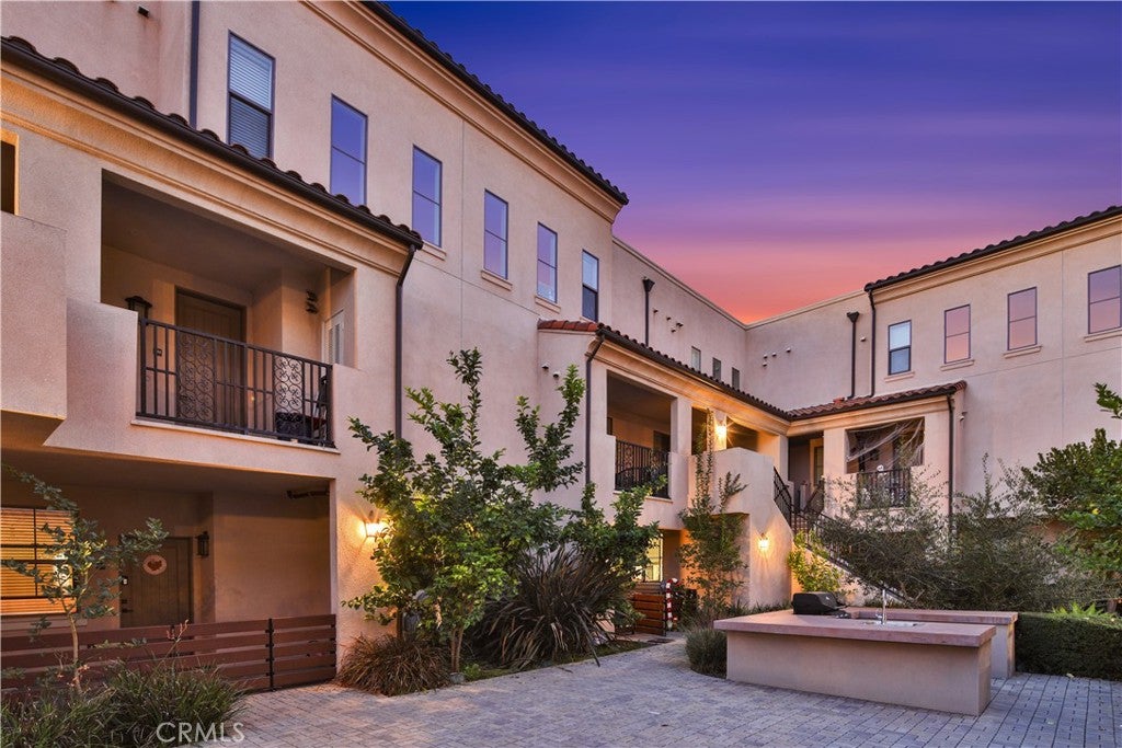 8951 Monte Vista Ave