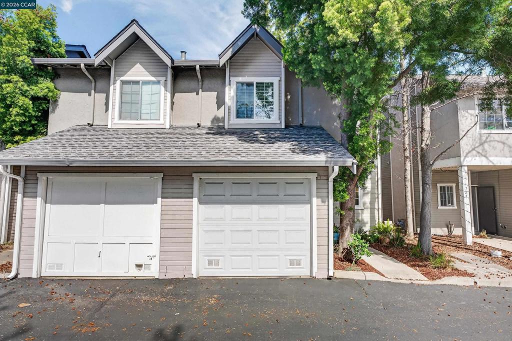 218 Birch Creek Drive Dr