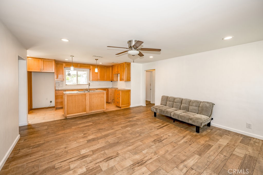 328 Joella Street