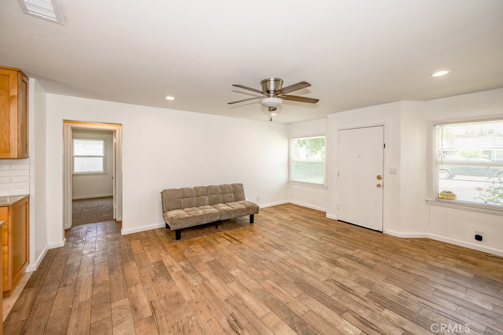 328 Joella Street