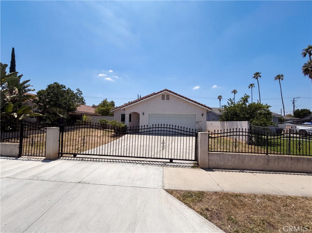 Photo 1 of 14 — 1774 7th, Riverside, CA 92507