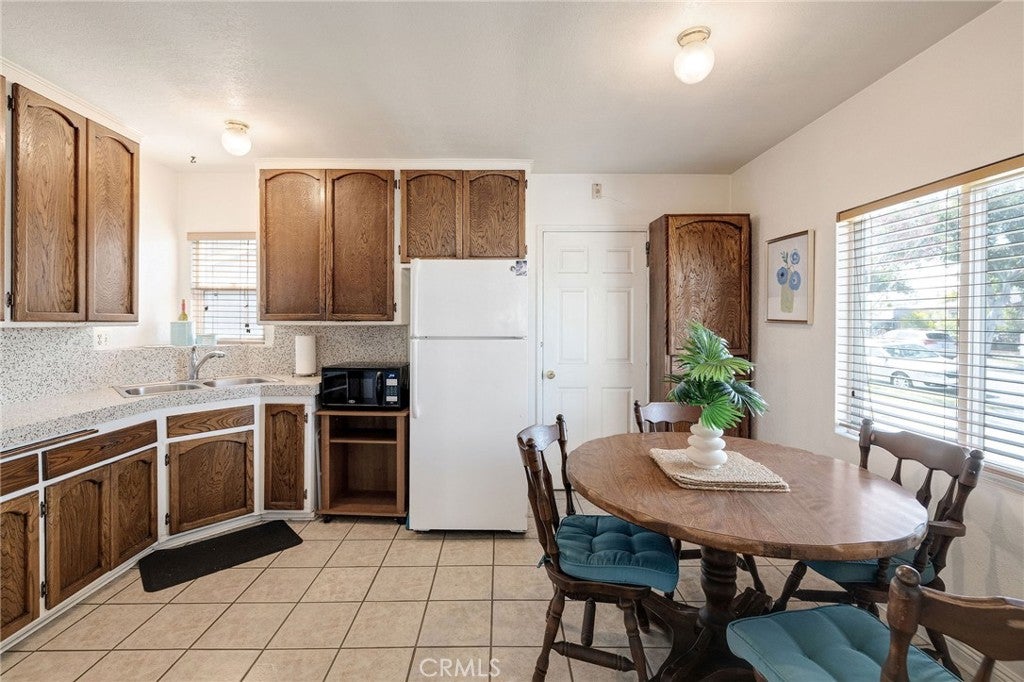 4162 W 162nd Street