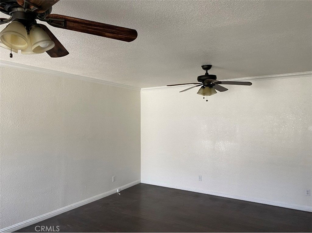1303 W 109th Place