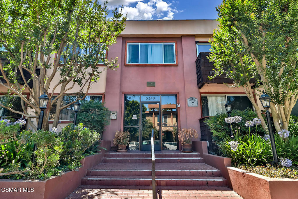 Recently updated and spacious, this ground-floor 2-bedroom, 2-bath condo is located in the desirable Newcastle Manor Community in the heart of Encino. The bright and airy living room flows seamlessly into the dining area and modern kitchen, which features quartz countertops and generous cabinet space. Stylish laminate flooring and newer paint extend throughout the unit. The large primary suite includes a walk-in closet and a renovated en-suite bath. The secondary bedroom offers a mirrored double closet and easy access to the full hall bathroom. This unit also includes two designated tandem parking spaces in the secure, gated garage--a valuable convenience in the area. Newcastle Manor is a well-maintained, controlled-access community with amenities including a sparkling pool and spa, fitness center, BBQ areas with seating, community laundry, and secure gated entrance and parking. HOA dues conveniently cover water, sewer, and trash services. Ideally located just off Ventura Boulevard, you're a short distance to popular restaurants, boutique shopping, and coffee shops as well as sought-after schools.