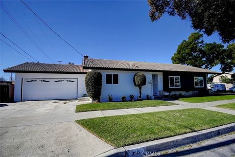 602 S Deming Santa Ana CA 92704