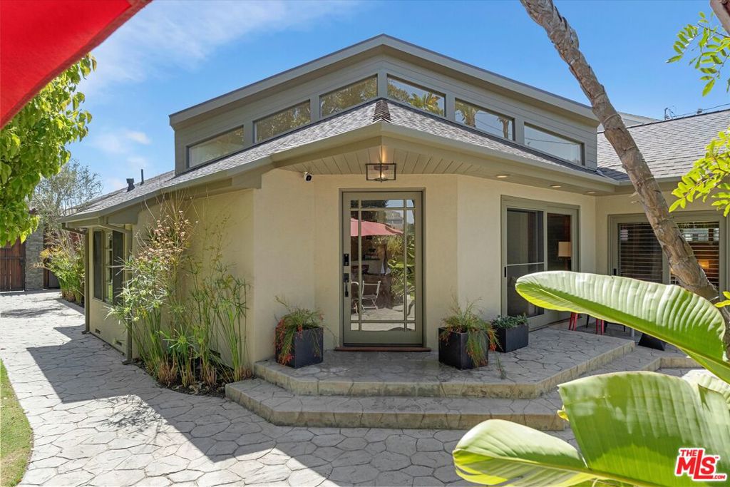 12301 Stanwood Drive