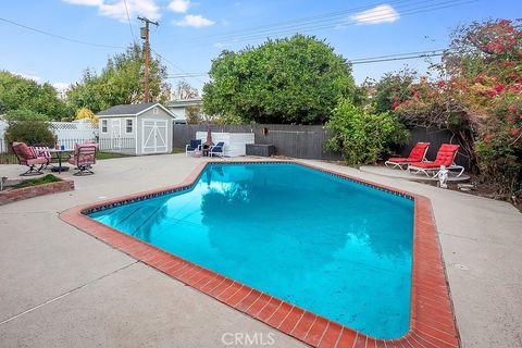 Tiny photo for 7722 Faust Avenue, West Hills, CA 91304 (MLS # SR26002249)