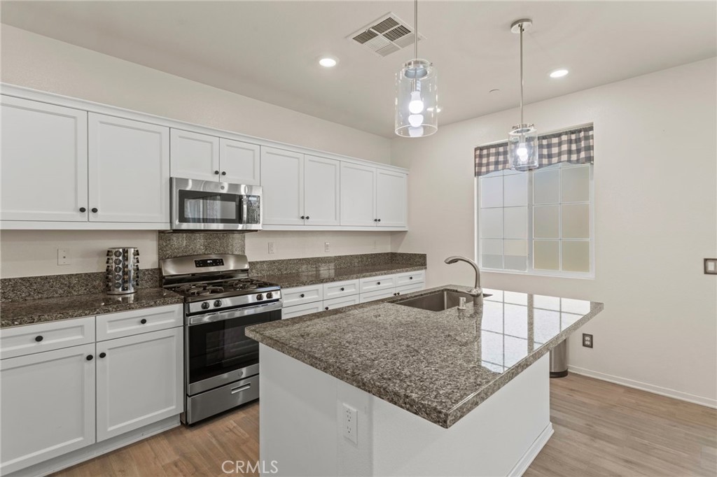 16262 Valley Oak Lane