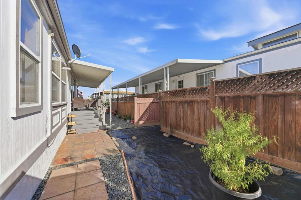 600 E Weddell Drive