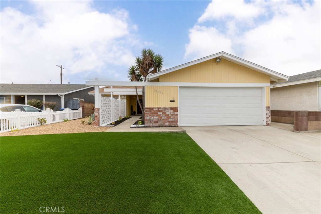 10626 Briar Street