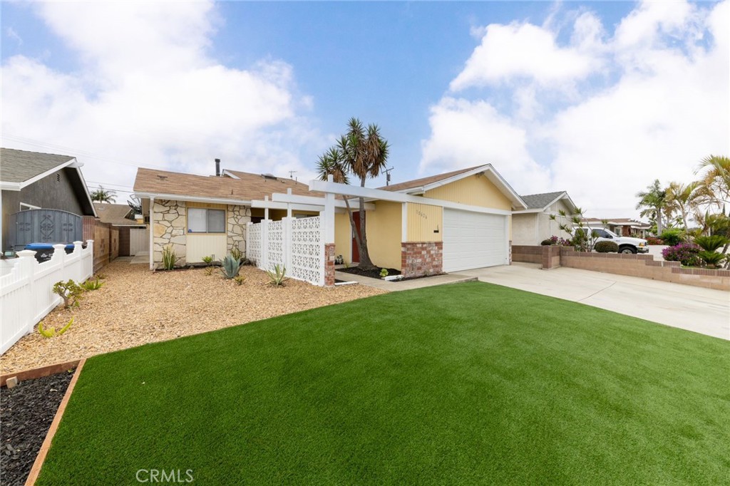 10626 Briar Street