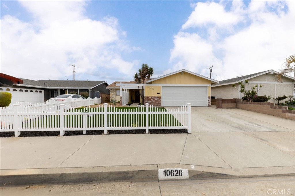 10626 Briar Street