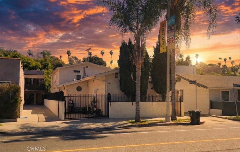 1458 Silver Lake Boulevard