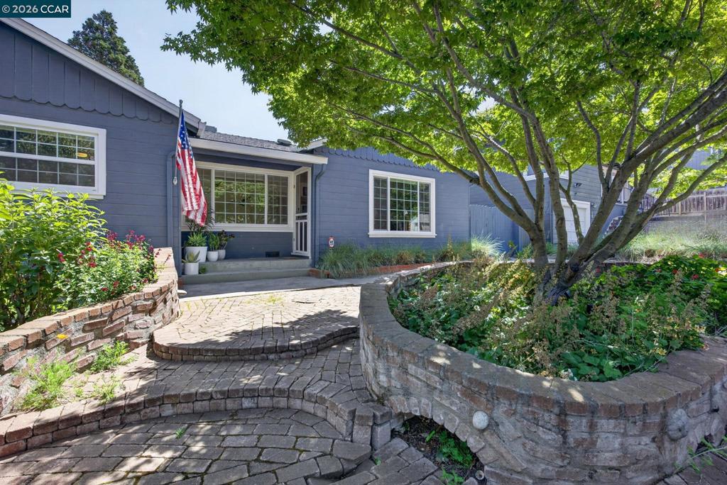 914 Vine Ave