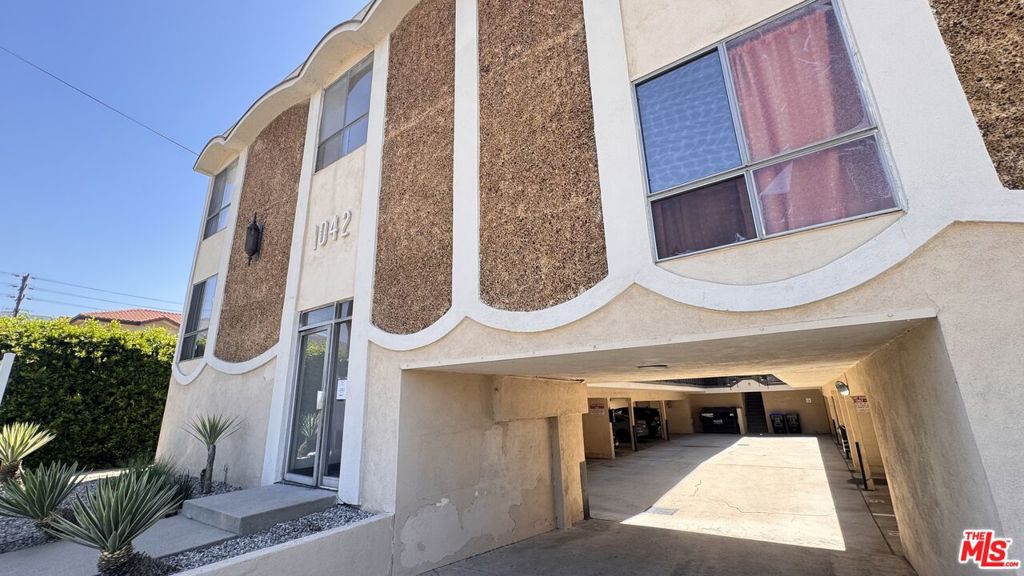 1042 Western Avenue