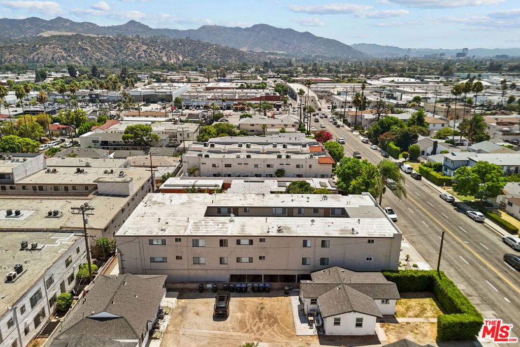 1042 Western Avenue