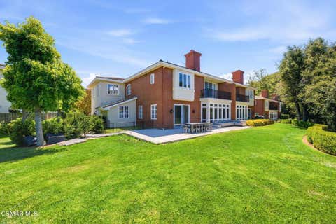 Photo of 2342 Heatherbank Court, Thousand Oaks, CA 91361 (MLS # 226003811)