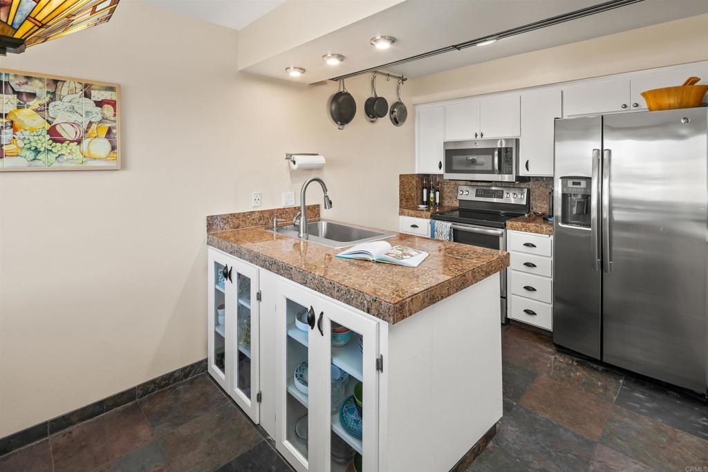 634 E Solana Circle