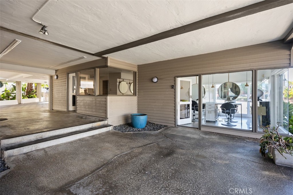 1590 S Coast Hwy 101, 102