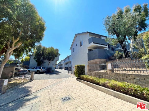 Photo of 4180 Marlton Avenue #30, Los Angeles, CA 90008 (MLS # 26876971)