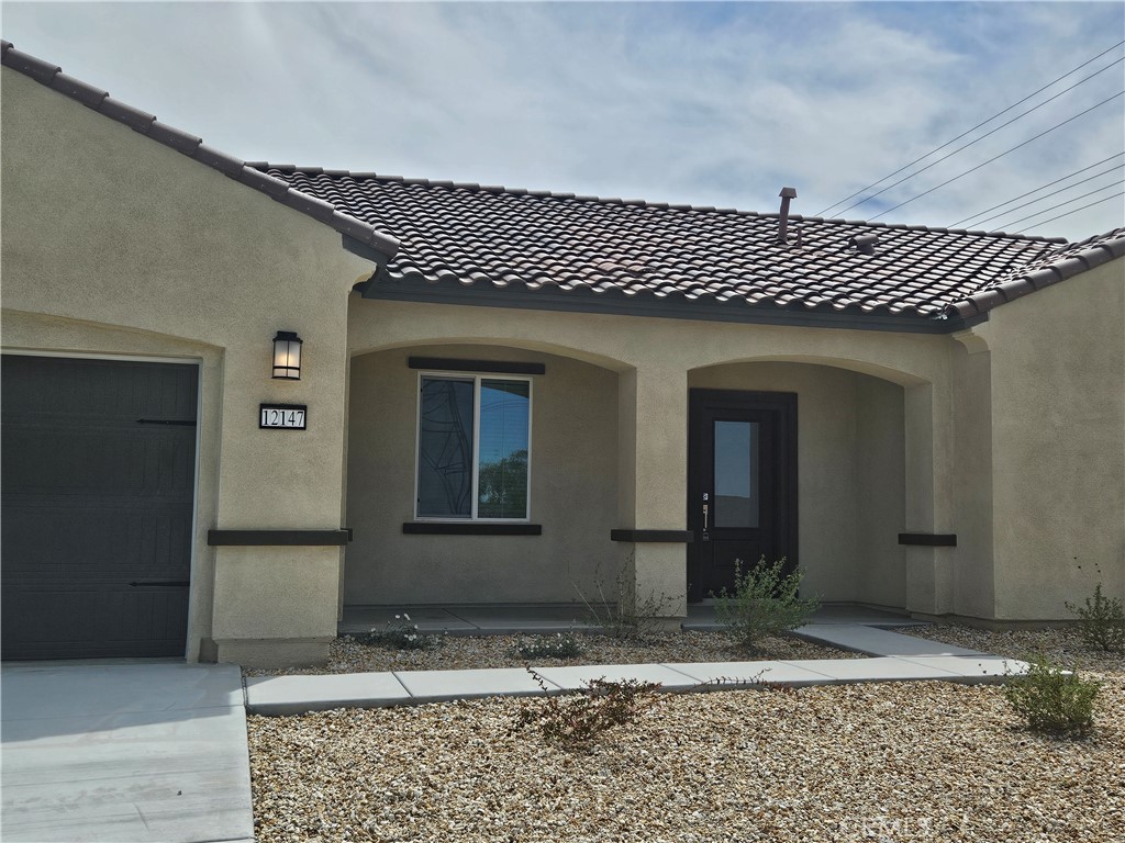 12147 Del Sur Street