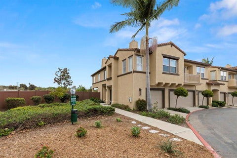 Photo of 4470 Brisbane Way WAY #5, Oceanside, CA 92058 (MLS # 260024790SD)