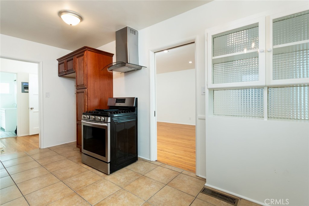 Not Applicable-105 - Residential Lease