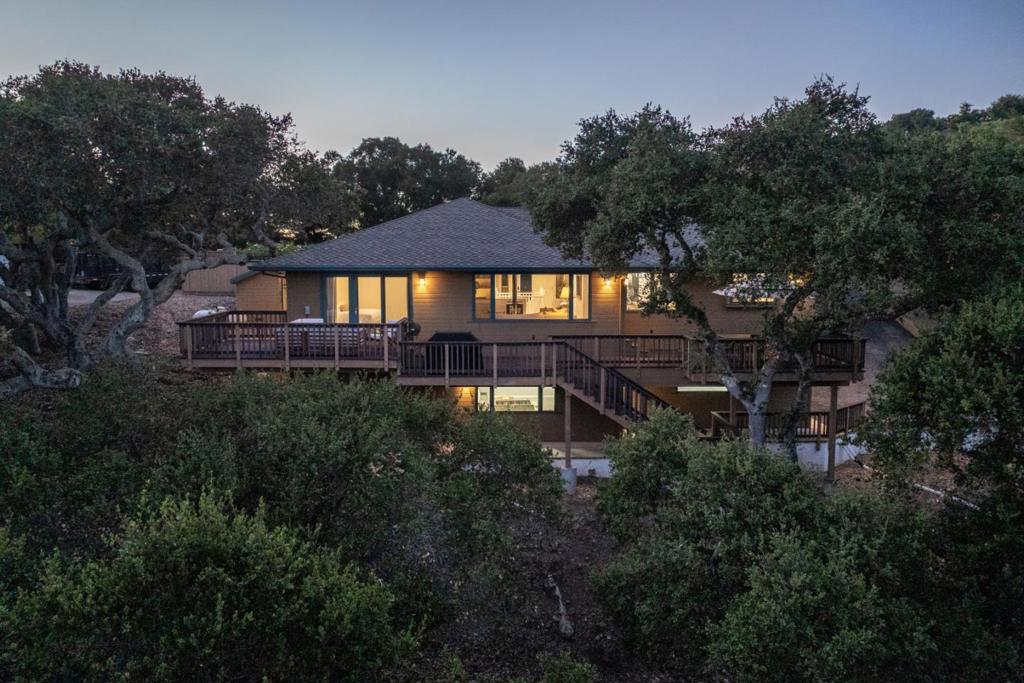 297 El Caminito Road