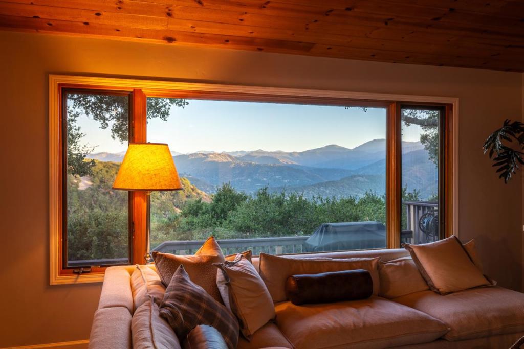 297 El Caminito Road