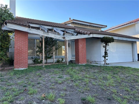Photo of 19815 Tomlee Avenue, Torrance, CA 90503 (MLS # SB26219398)