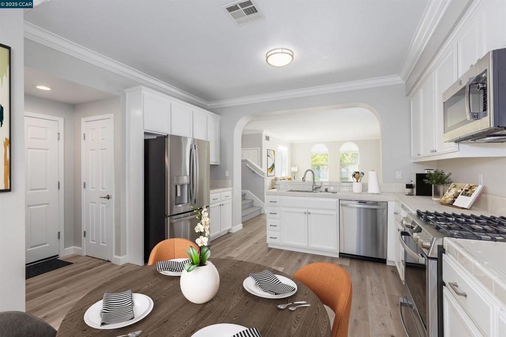 GALE RANCH - Residential Lease