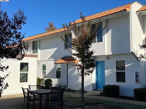 Photo of 3499 Norton Way, Pleasanton, CA 94566 (MLS # 41118070)