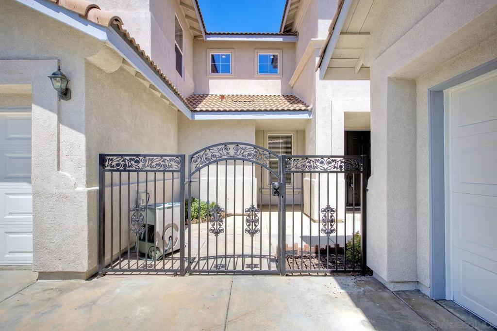 23394 Blue Gardenia Ln