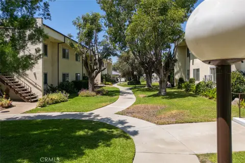 MLS: SR26173439