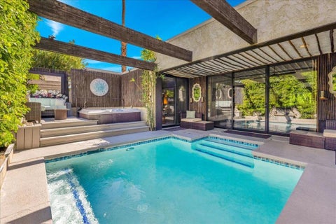 Photo of 473 N Calle Rolph, Palm Springs, CA 92262 (MLS # 219155149PS)