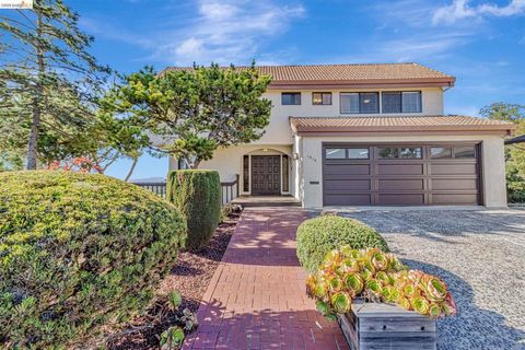 Photo of 1518 MADERA CT Ct, El Cerrito, CA 94530 (MLS # 41127870)