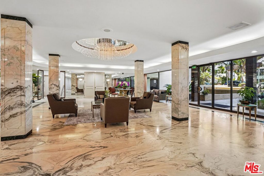 Photo of 325 N Oakhurst Drive #PH2, Beverly Hills, CA 90210 (MLS # 26995561)