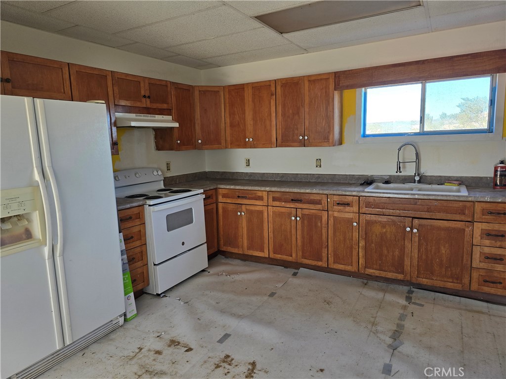 1087 Sunrise Avenue