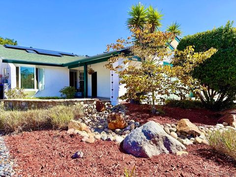 2767 Lancha St San Diego CA 92111