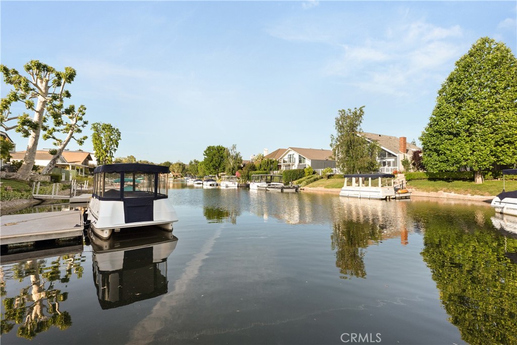 Westlake Island (711) - Residential Lease