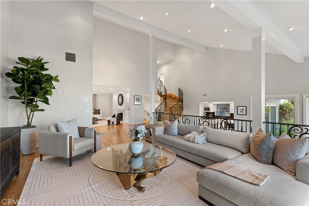 Westlake Island (711) - Residential Lease