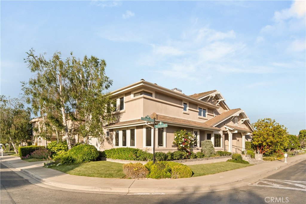 Westlake Island (711) - Residential Lease