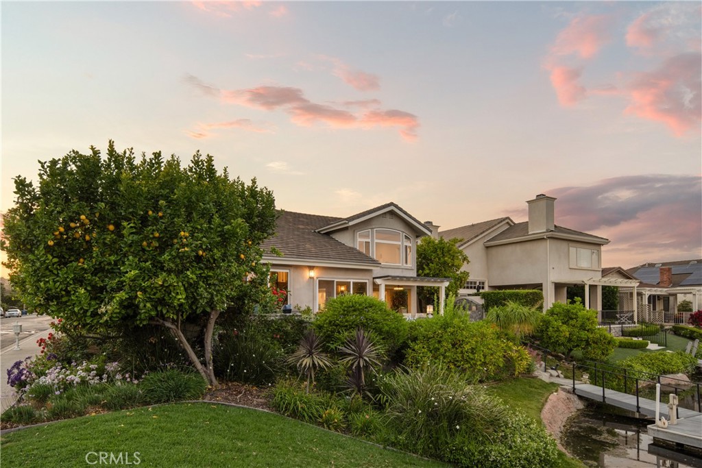 Westlake Island (711) - Residential Lease