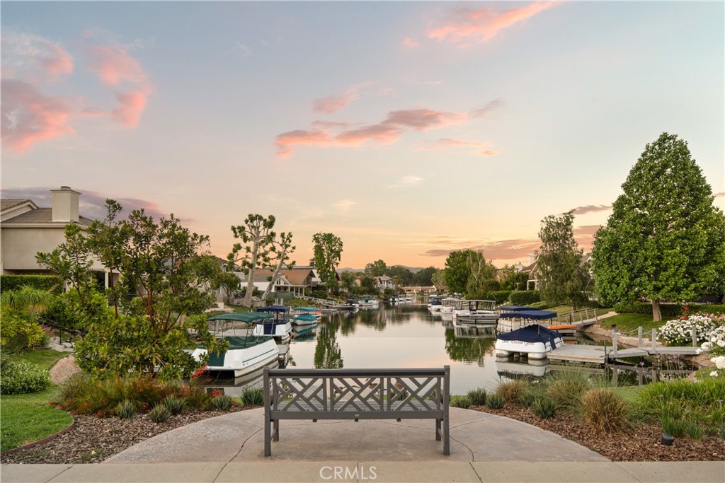 Westlake Island (711) - Residential Lease