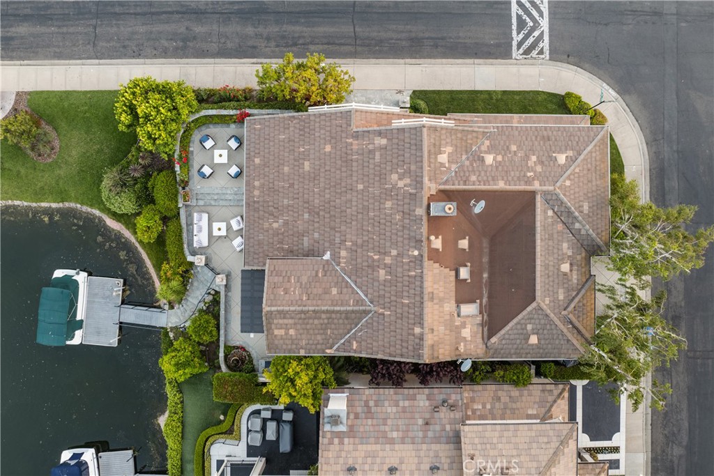 Westlake Island (711) - Residential Lease